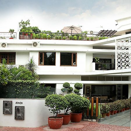 Ahuja Residency Golf Links Hotel New Delhi Buitenkant foto