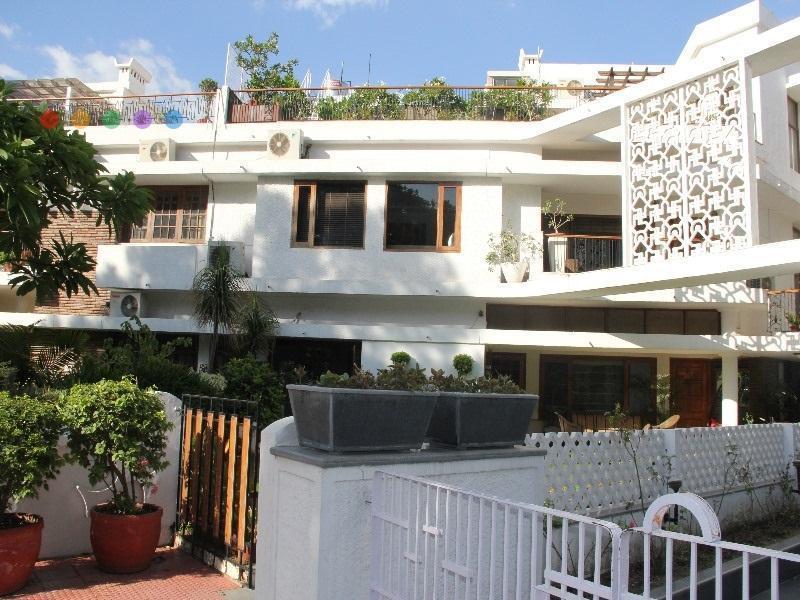 Ahuja Residency Golf Links Hotel New Delhi Buitenkant foto