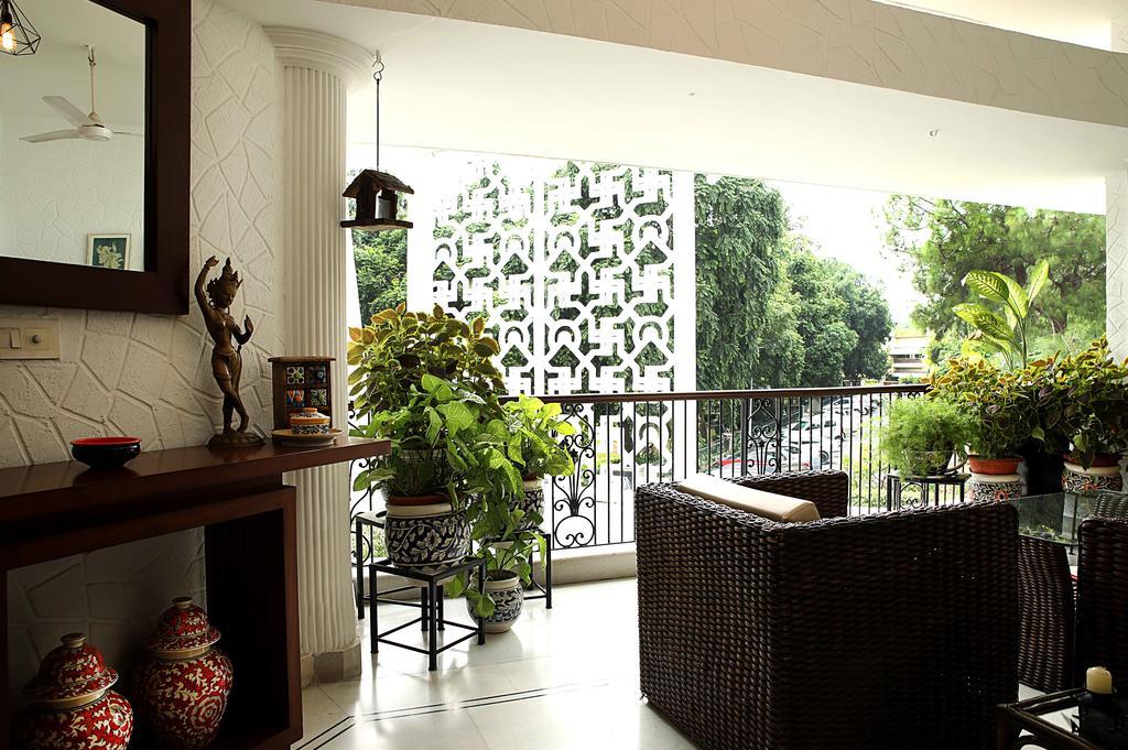 Ahuja Residency Golf Links Hotel New Delhi Buitenkant foto