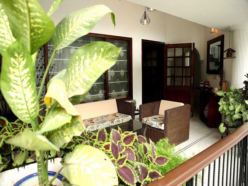 Ahuja Residency Golf Links Hotel New Delhi Buitenkant foto